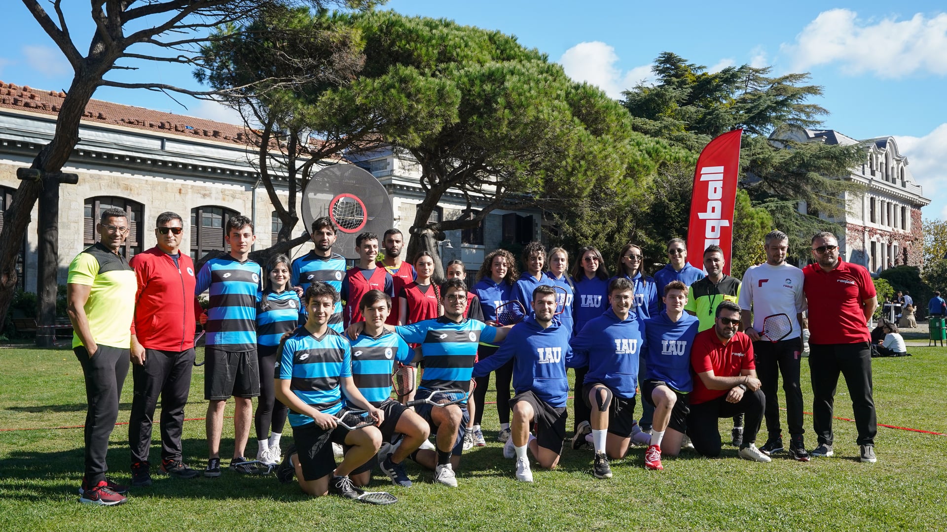 Mixed team playing Raqball